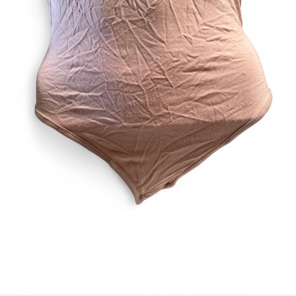 PrettyLittleThing Blush Tank Top - Picture 6 of 9